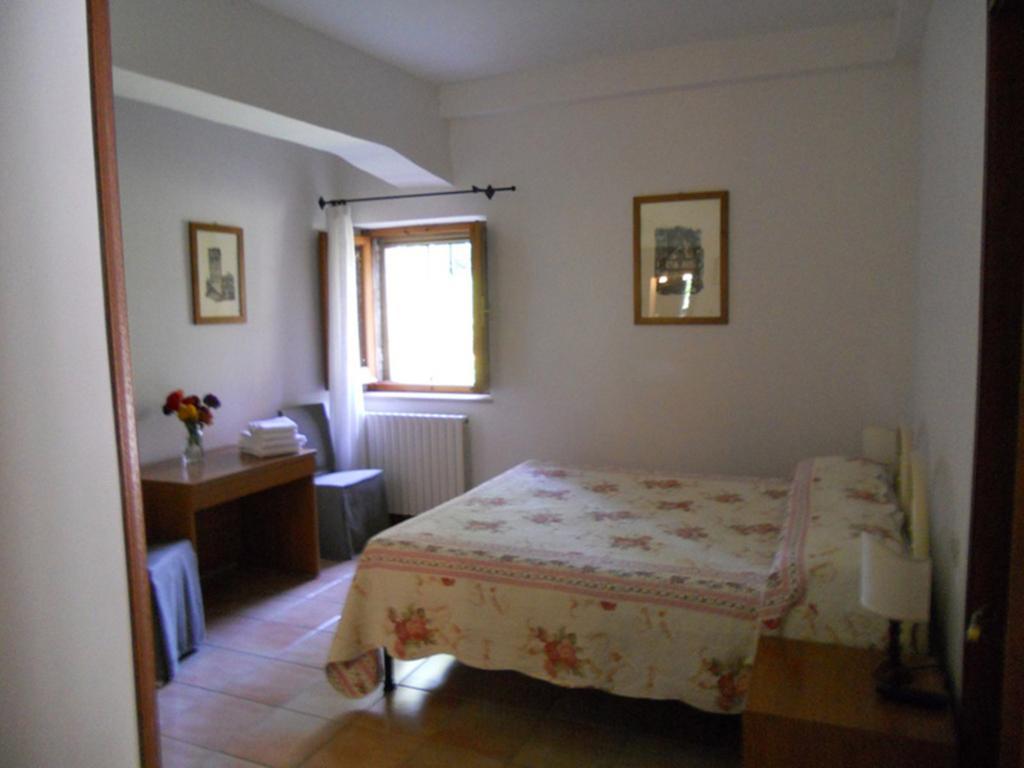 Rugiada Rooms Rivotorto Rum bild